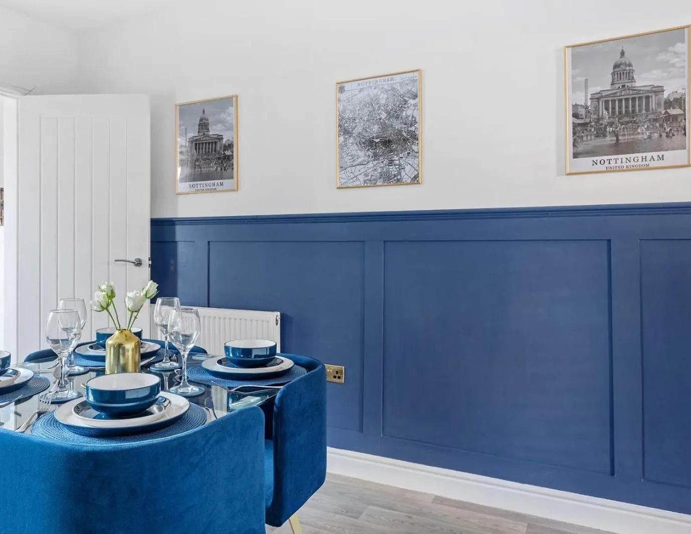 The Navy Nest Luxury Home Nottingham Hébergement de vacances